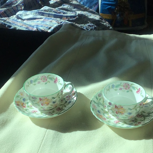 Minton Haddon Hall tea cup/saucer - Picture 1 of 5